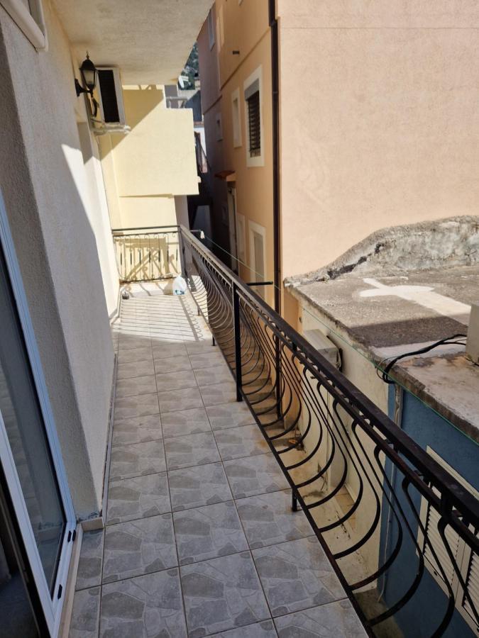 Sacher Apartament Igrane Εξωτερικό φωτογραφία