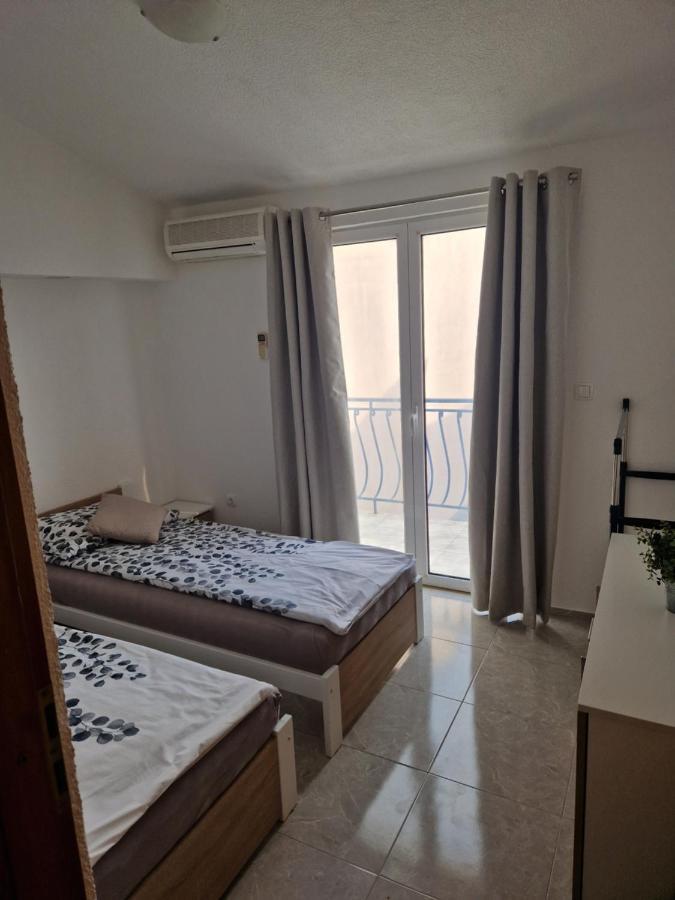 Sacher Apartament Igrane Εξωτερικό φωτογραφία